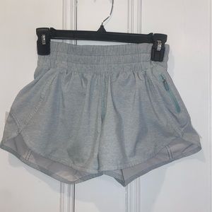 Lululeom Tracker LR Shorts 4” *Lined